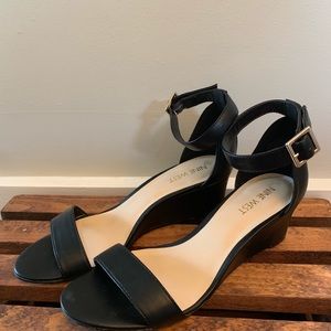 Elegant Nine West Sandals